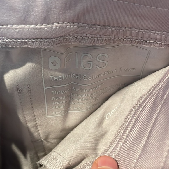 Figs Technical Collection - Picture 3 of 4